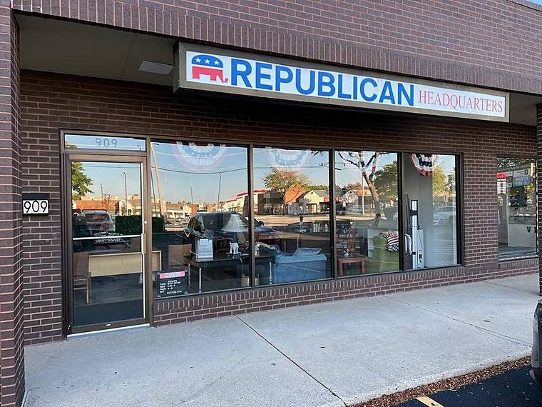 ROWT Republican Headquarters storefront at 909 E. Rand Road, Arlington Heights